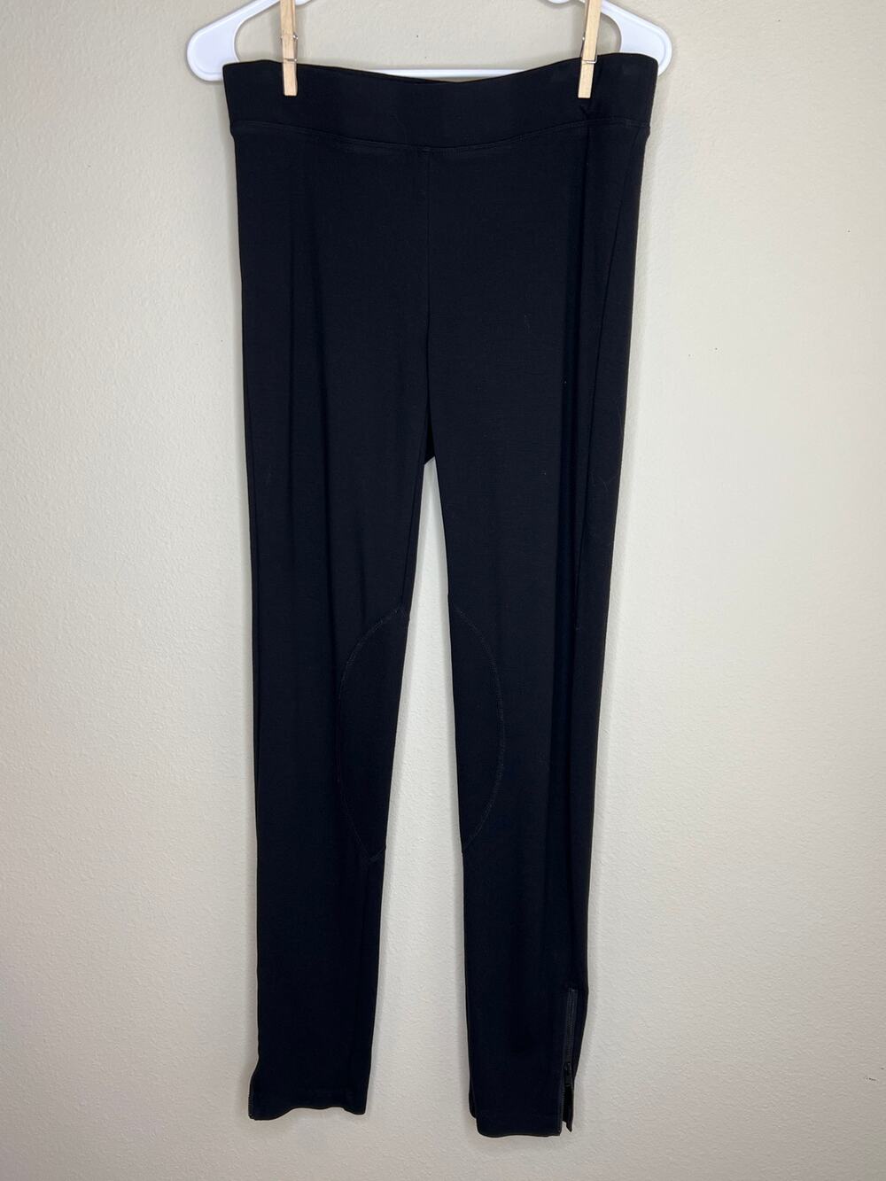 Cabi Black Style 999 Rayon Ponte Knit Zip Ankle Leggings/ pants Size Medium